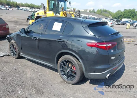2018 Alfa Romeo Stelvio Ti Sport Awd из США, поврежденный, VIN ZASFAKNN7J7B87597
